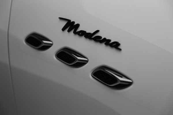 New 2022 Maserati Levante Modena for sale Sold at Bentley Greenwich in Greenwich CT 06830 27
