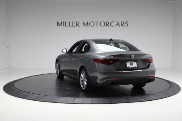 Used 2023 Alfa Romeo Giulia Sprint for sale Sold at Bentley Greenwich in Greenwich CT 06830 11
