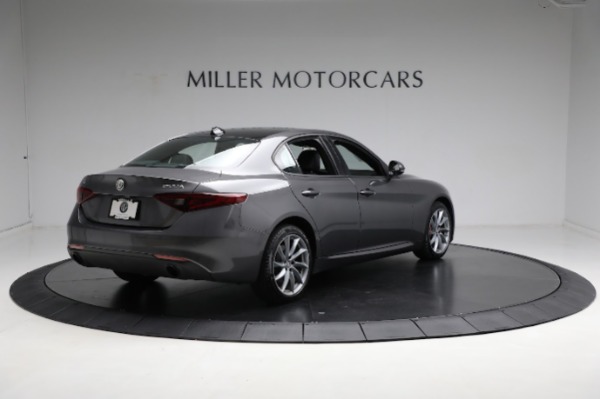Used 2023 Alfa Romeo Giulia Sprint for sale Sold at Bentley Greenwich in Greenwich CT 06830 16