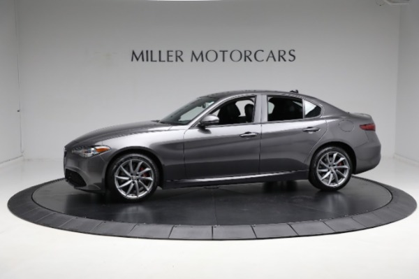 Used 2023 Alfa Romeo Giulia Sprint for sale $39,900 at Bentley Greenwich in Greenwich CT 06830 5