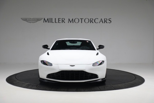 New 2022 Aston Martin Vantage Coupe for sale $185,716 at Bentley Greenwich in Greenwich CT 06830 11
