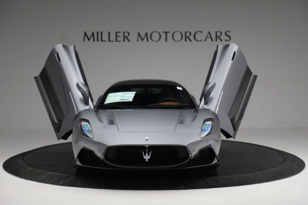 New 2022 Maserati MC20 for sale Call for price at Bentley Greenwich in Greenwich CT 06830 24