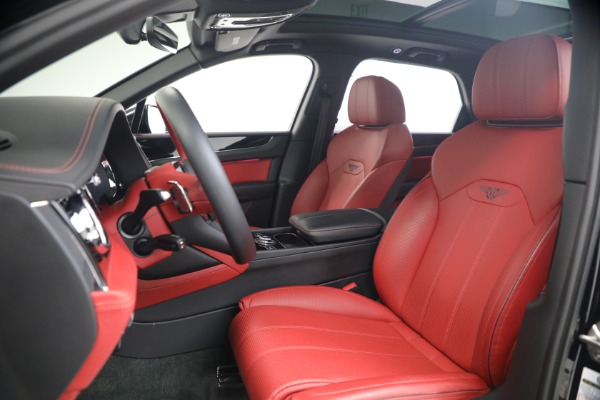 Used 2022 Bentley Bentayga V8 for sale $137,900 at Bentley Greenwich in Greenwich CT 06830 21