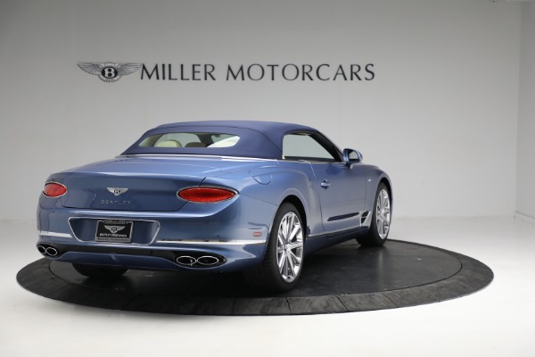 Used 2022 Bentley Continental GT V8 for sale $259,900 at Bentley Greenwich in Greenwich CT 06830 17