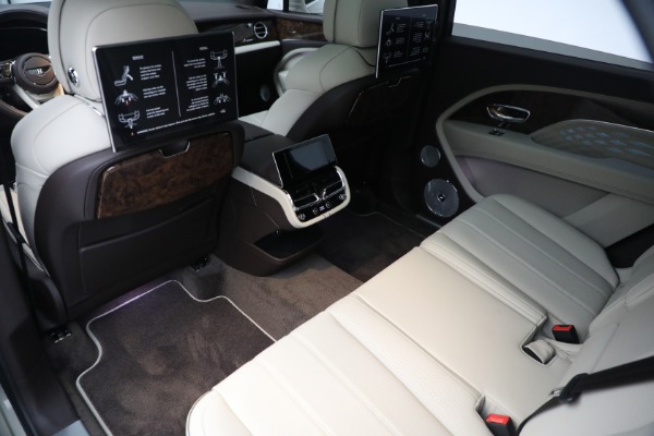 New 2023 Bentley Bentayga EWB Azure for sale Sold at Bentley Greenwich in Greenwich CT 06830 17