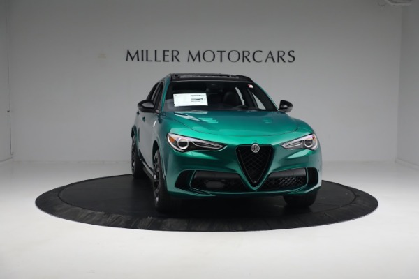 New 2022 Alfa Romeo Stelvio Quadrifoglio for sale $79,290 at Bentley Greenwich in Greenwich CT 06830 11