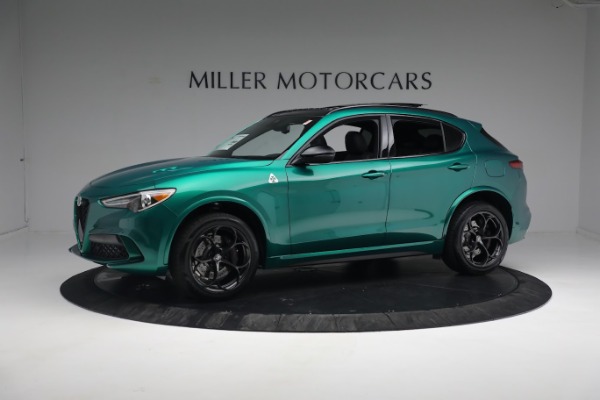 New 2022 Alfa Romeo Stelvio Quadrifoglio for sale $79,290 at Bentley Greenwich in Greenwich CT 06830 2