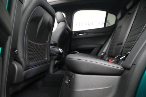 New 2022 Alfa Romeo Stelvio Quadrifoglio for sale $79,290 at Bentley Greenwich in Greenwich CT 06830 21