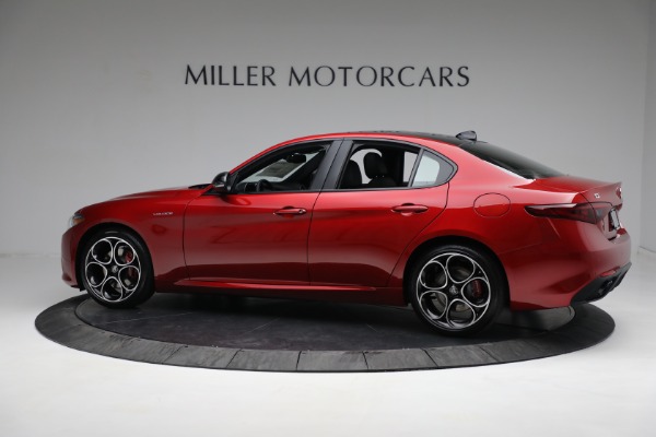 New 2023 Alfa Romeo Giulia Veloce for sale Sold at Bentley Greenwich in Greenwich CT 06830 5