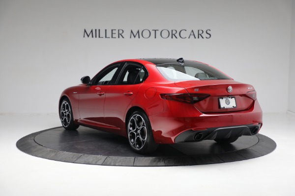 New 2023 Alfa Romeo Giulia Veloce for sale Sold at Bentley Greenwich in Greenwich CT 06830 7