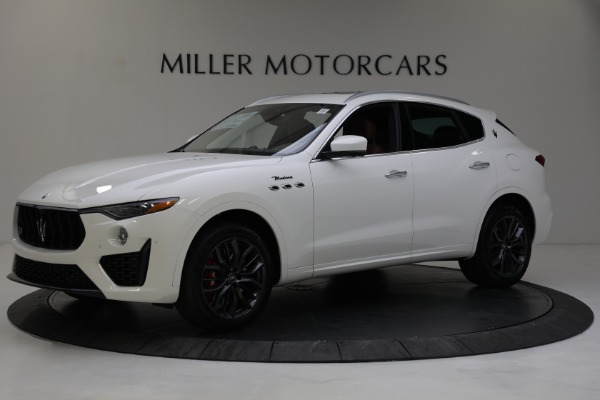 New 2022 Maserati Levante Modena for sale Sold at Bentley Greenwich in Greenwich CT 06830 3