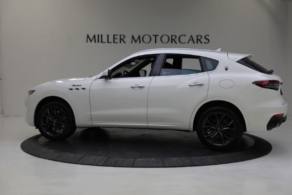 New 2022 Maserati Levante Modena for sale Sold at Bentley Greenwich in Greenwich CT 06830 5