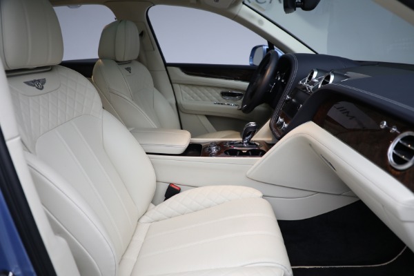 Used 2018 Bentley Bentayga W12 Signature for sale $129,900 at Bentley Greenwich in Greenwich CT 06830 21