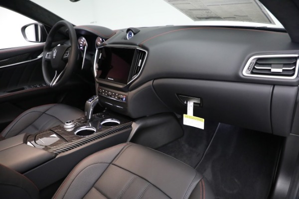 New 2023 Maserati Ghibli Modena Q4 for sale $112,495 at Bentley Greenwich in Greenwich CT 06830 21