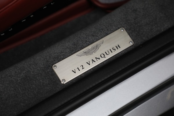 Used 2003 Aston Martin V12 Vanquish for sale Sold at Bentley Greenwich in Greenwich CT 06830 20