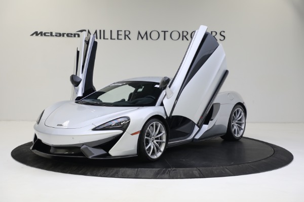 Used 2019 McLaren 570S for sale Sold at Bentley Greenwich in Greenwich CT 06830 11
