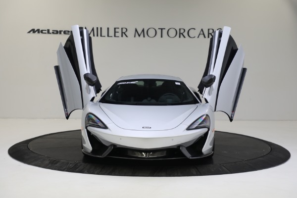 Used 2019 McLaren 570S for sale $187,900 at Bentley Greenwich in Greenwich CT 06830 23