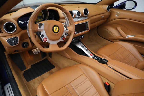 Used 2015 Ferrari California T for sale Sold at Bentley Greenwich in Greenwich CT 06830 19