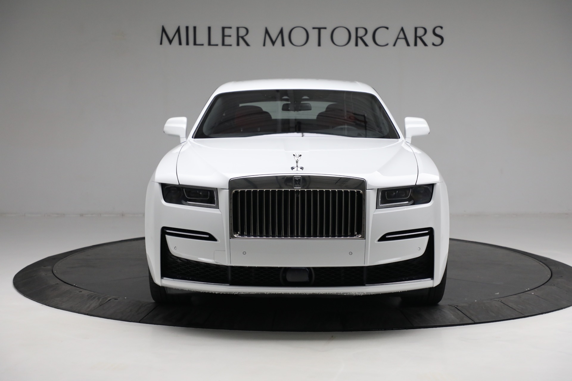 Rolls Royce Ghost wrapped in Pearl White  Reforma UK