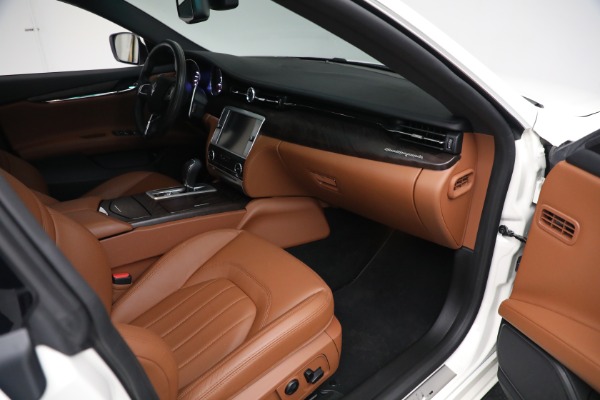 Used 2014 Maserati Quattroporte S Q4 for sale $38,900 at Bentley Greenwich in Greenwich CT 06830 26