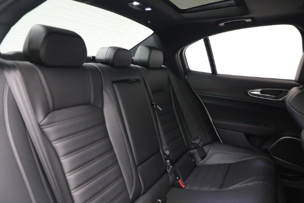 New 2023 Alfa Romeo Giulia Estrema for sale $55,610 at Bentley Greenwich in Greenwich CT 06830 16
