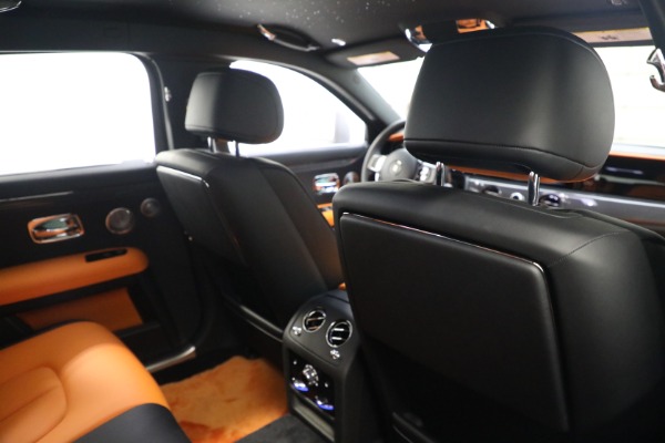 New 2023 Rolls-Royce Black Badge Ghost for sale $437,625 at Bentley Greenwich in Greenwich CT 06830 24