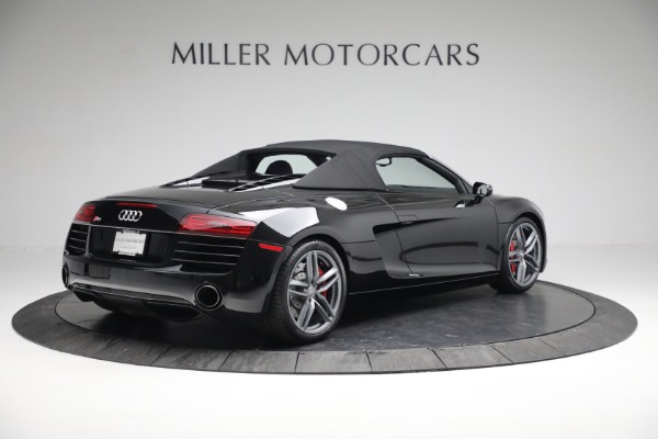 Used 2015 Audi R8 4.2 quattro Spyder for sale Sold at Bentley Greenwich in Greenwich CT 06830 16