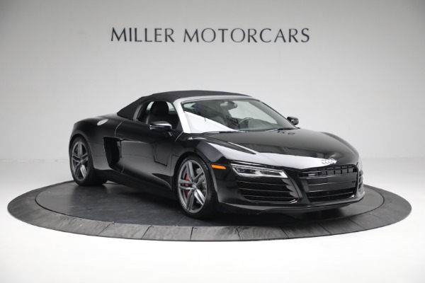 Used 2015 Audi R8 4.2 quattro Spyder for sale $109,900 at Bentley Greenwich in Greenwich CT 06830 17