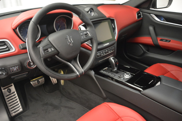 New 2017 Maserati Ghibli S Q4 for sale Sold at Bentley Greenwich in Greenwich CT 06830 13
