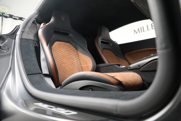Used 2022 Maserati MC20 for sale Call for price at Bentley Greenwich in Greenwich CT 06830 17