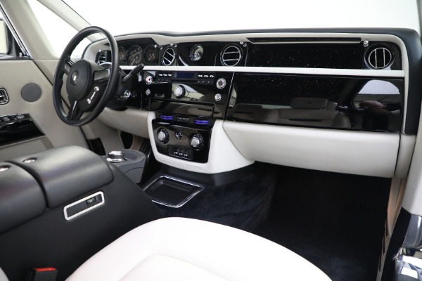 Used 2012 Rolls-Royce Phantom Coupe for sale Sold at Bentley Greenwich in Greenwich CT 06830 15