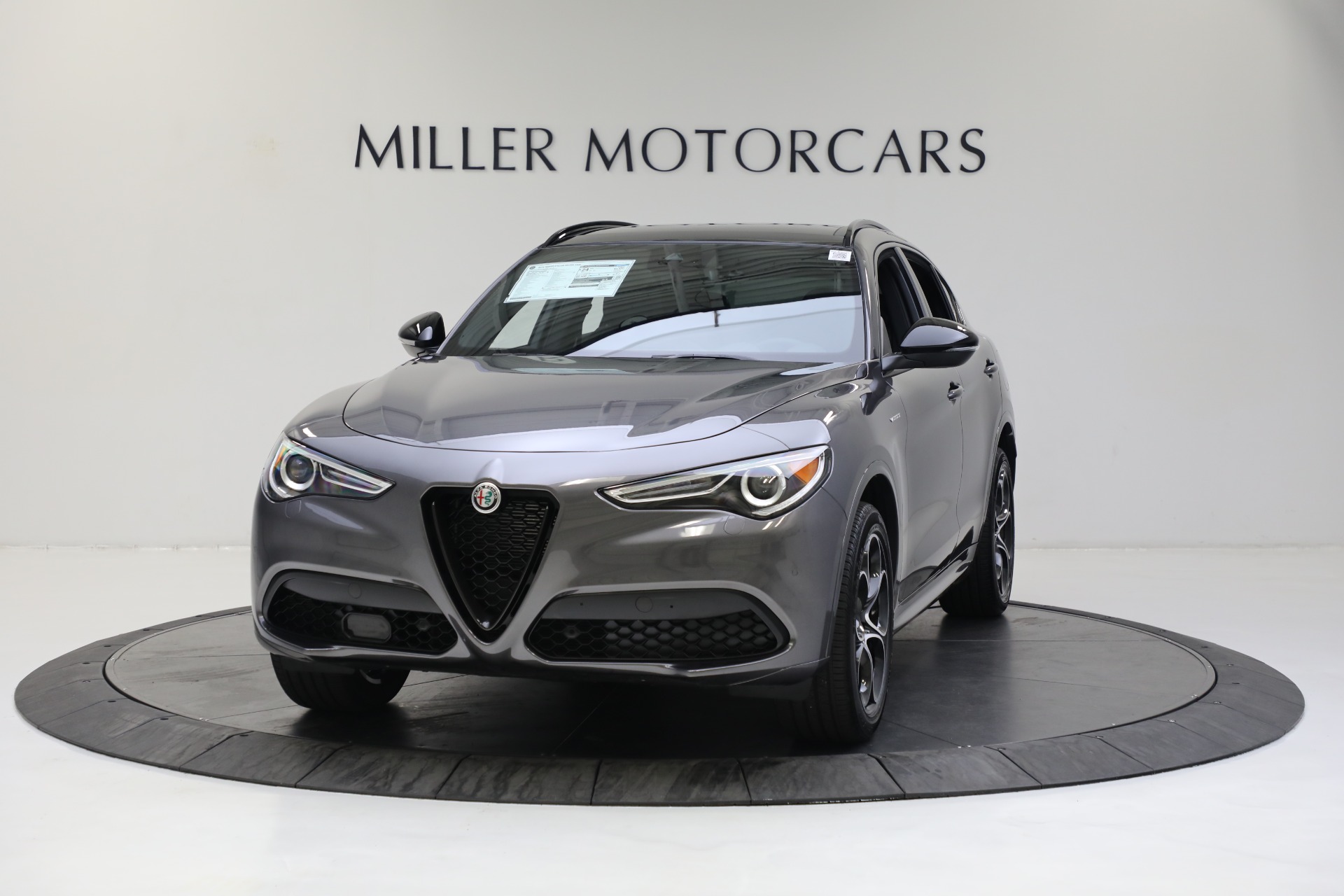New 2023 Alfa Romeo Stelvio Veloce for sale Sold at Bentley Greenwich in Greenwich CT 06830 1