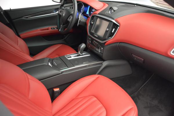 New 2016 Maserati Ghibli S Q4 for sale Sold at Bentley Greenwich in Greenwich CT 06830 15