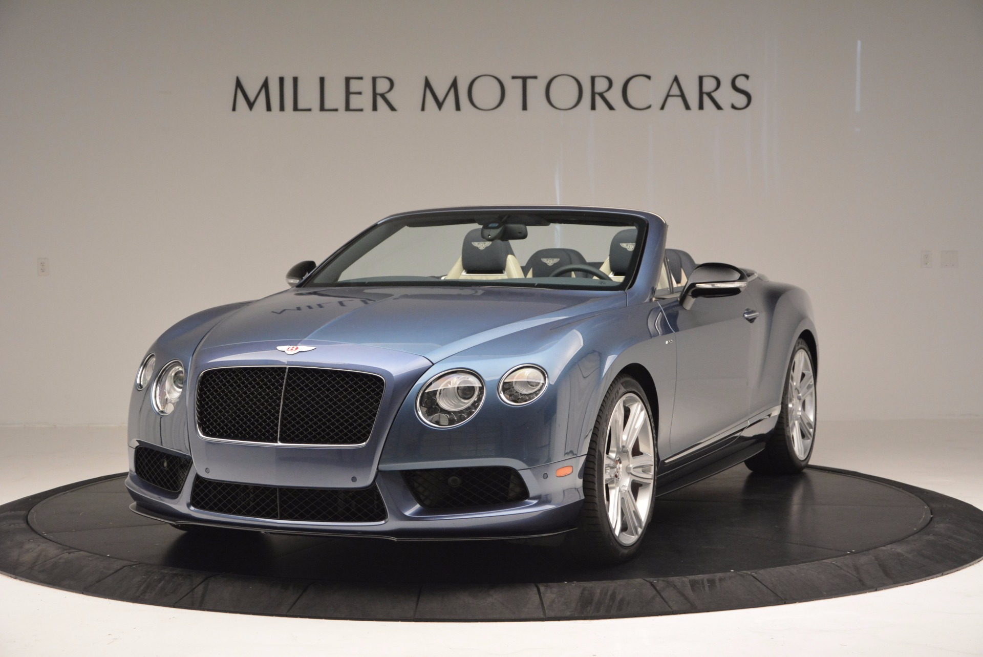 Used 2014 Bentley Continental GT V8 S Convertible for sale Sold at Bentley Greenwich in Greenwich CT 06830 1