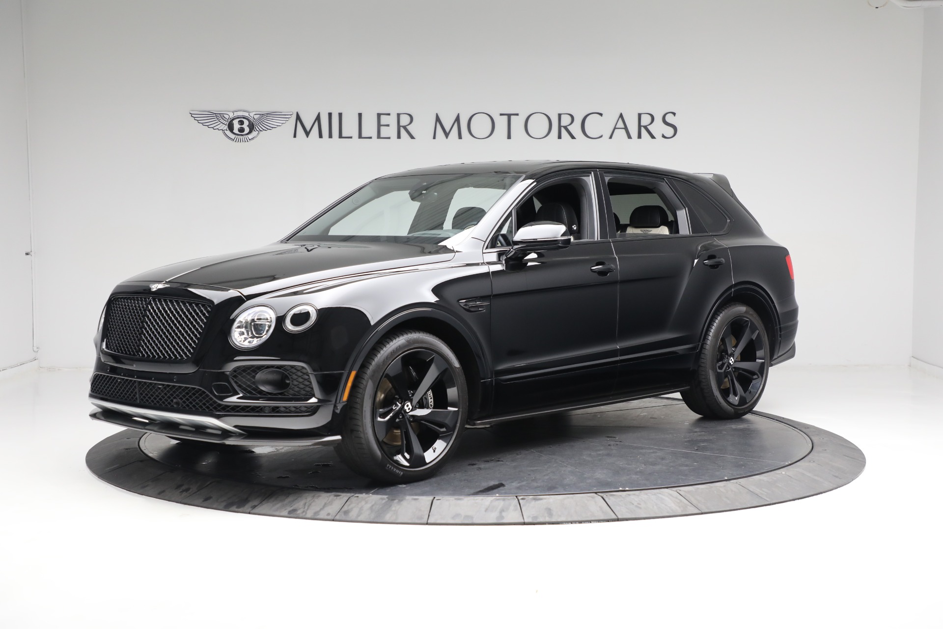 Used 2018 Bentley Bentayga Black Edition for sale Sold at Bentley Greenwich in Greenwich CT 06830 1
