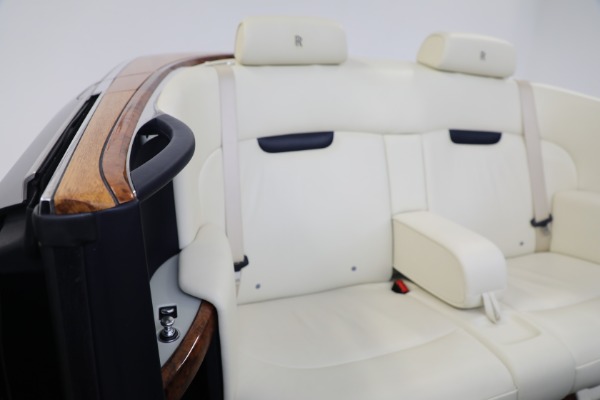 Used 2011 Rolls-Royce Phantom Drophead Coupe for sale $209,900 at Bentley Greenwich in Greenwich CT 06830 27