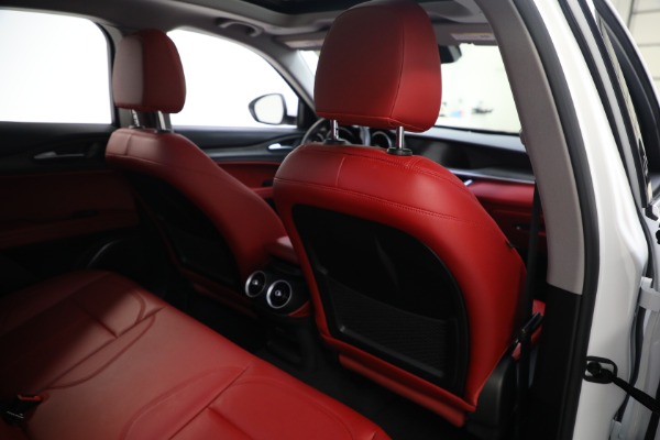 Used 2021 Alfa Romeo Stelvio TI for sale $42,900 at Bentley Greenwich in Greenwich CT 06830 16