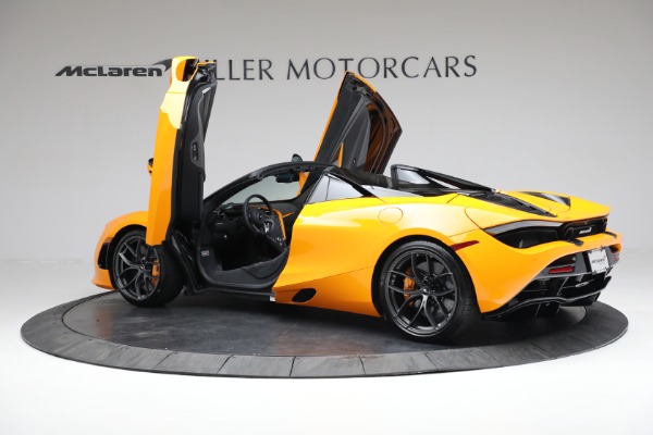 New 2022 McLaren 720S Spider Performance for sale $377,370 at Bentley Greenwich in Greenwich CT 06830 15