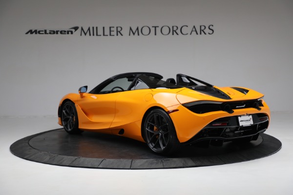 New 2022 McLaren 720S Spider Performance for sale $377,370 at Bentley Greenwich in Greenwich CT 06830 4