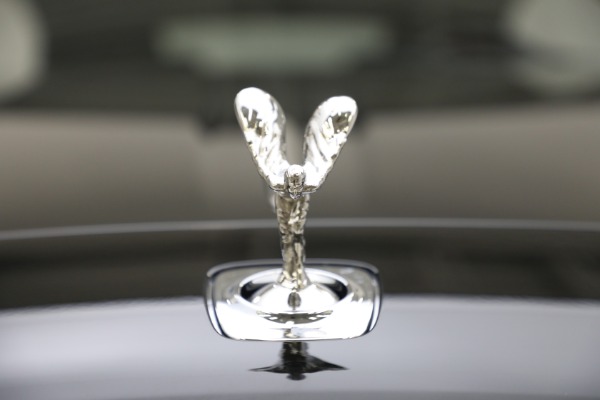Used 2019 Rolls-Royce Wraith for sale $285,900 at Bentley Greenwich in Greenwich CT 06830 27