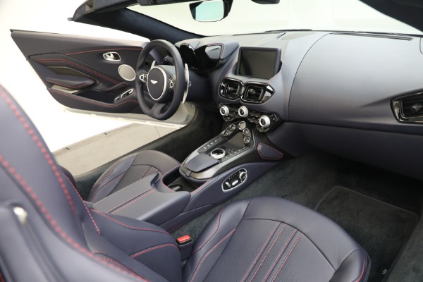 Used 2023 Aston Martin Vantage Roadster for sale Sold at Bentley Greenwich in Greenwich CT 06830 25