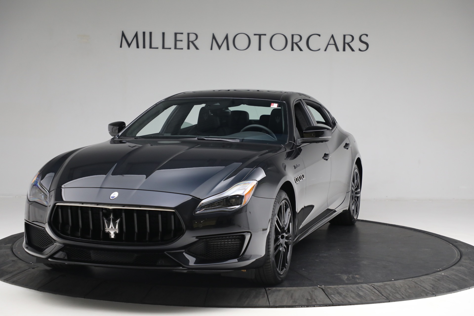 New 2023 Maserati Quattroporte Modena Q4 for sale $138,495 at Bentley Greenwich in Greenwich CT 06830 1