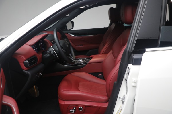 New 2023 Maserati Levante GT for sale $87,270 at Bentley Greenwich in Greenwich CT 06830 16