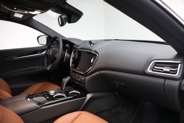 New 2023 Maserati Ghibli Modena Q4 for sale $89,847 at Bentley Greenwich in Greenwich CT 06830 23