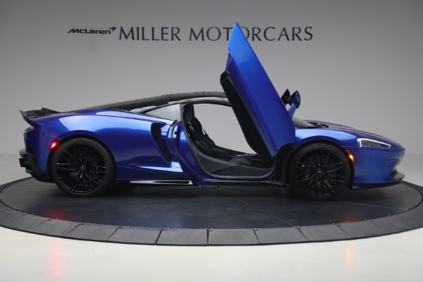 Used 2023 McLaren GT Luxe for sale $173,900 at Bentley Greenwich in Greenwich CT 06830 20
