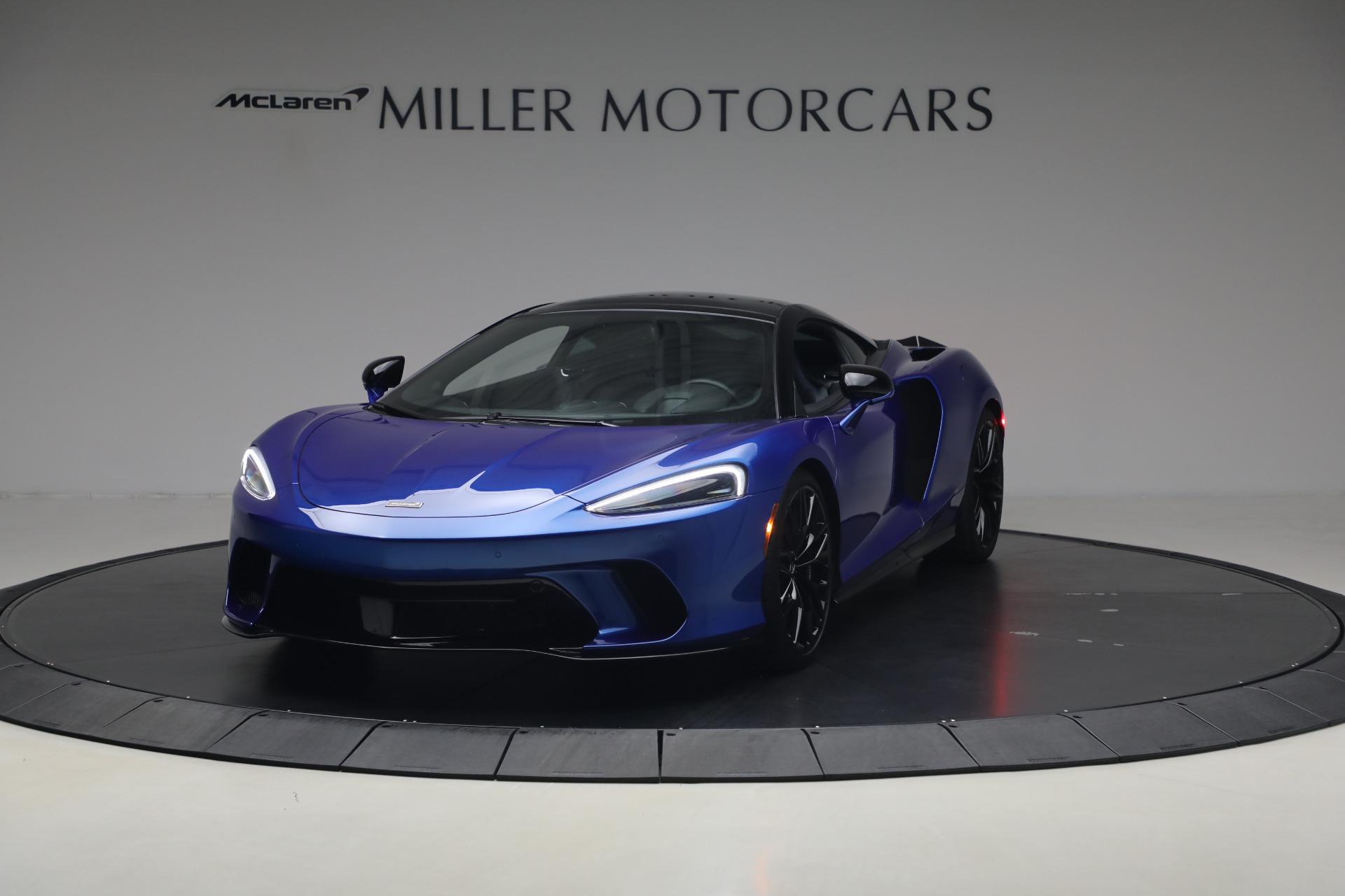 Used 2023 McLaren GT Luxe for sale $173,900 at Bentley Greenwich in Greenwich CT 06830 1