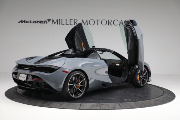 New 2022 McLaren 720S Spider Performance for sale Call for price at Bentley Greenwich in Greenwich CT 06830 14