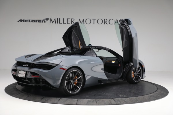 New 2022 McLaren 720S Spider Performance for sale Sold at Bentley Greenwich in Greenwich CT 06830 14