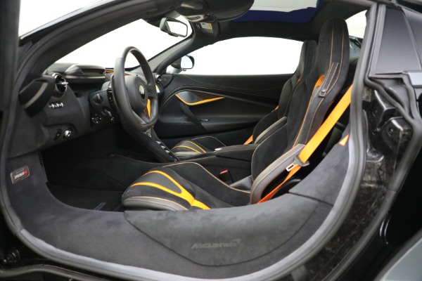 New 2022 McLaren 720S Spider Performance for sale Call for price at Bentley Greenwich in Greenwich CT 06830 18