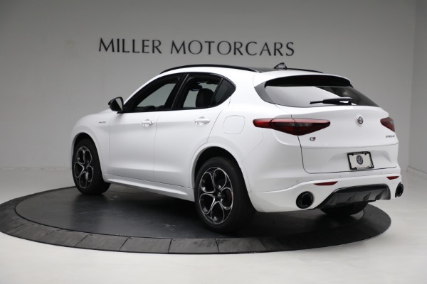 New 2022 Alfa Romeo Stelvio Veloce for sale Sold at Bentley Greenwich in Greenwich CT 06830 5